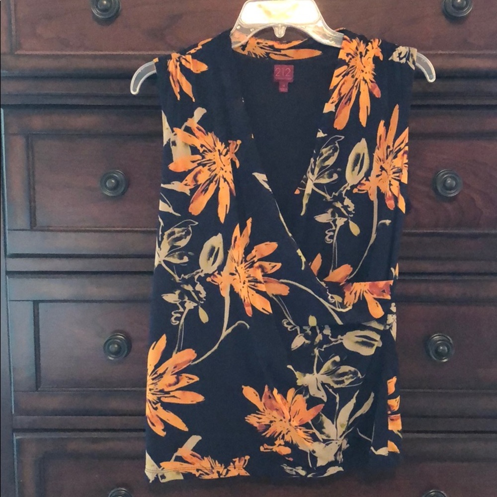 🛍 212 Collection Sleeveless Wrap Tank Mesh Floral